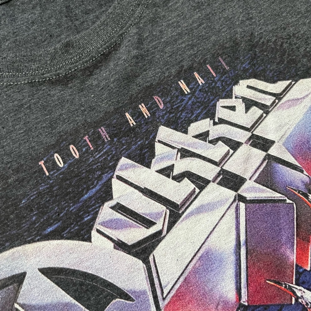 🎸 '16 Dokken Band Tooth & Nail Graphic Studio Album 1984 Unworn Thick Cotton Tee - Picture 7 of 12